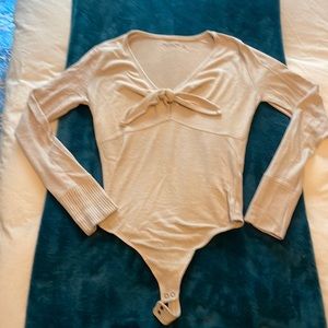 Abercrombie (s) long sleeve beige bodysuit shirt